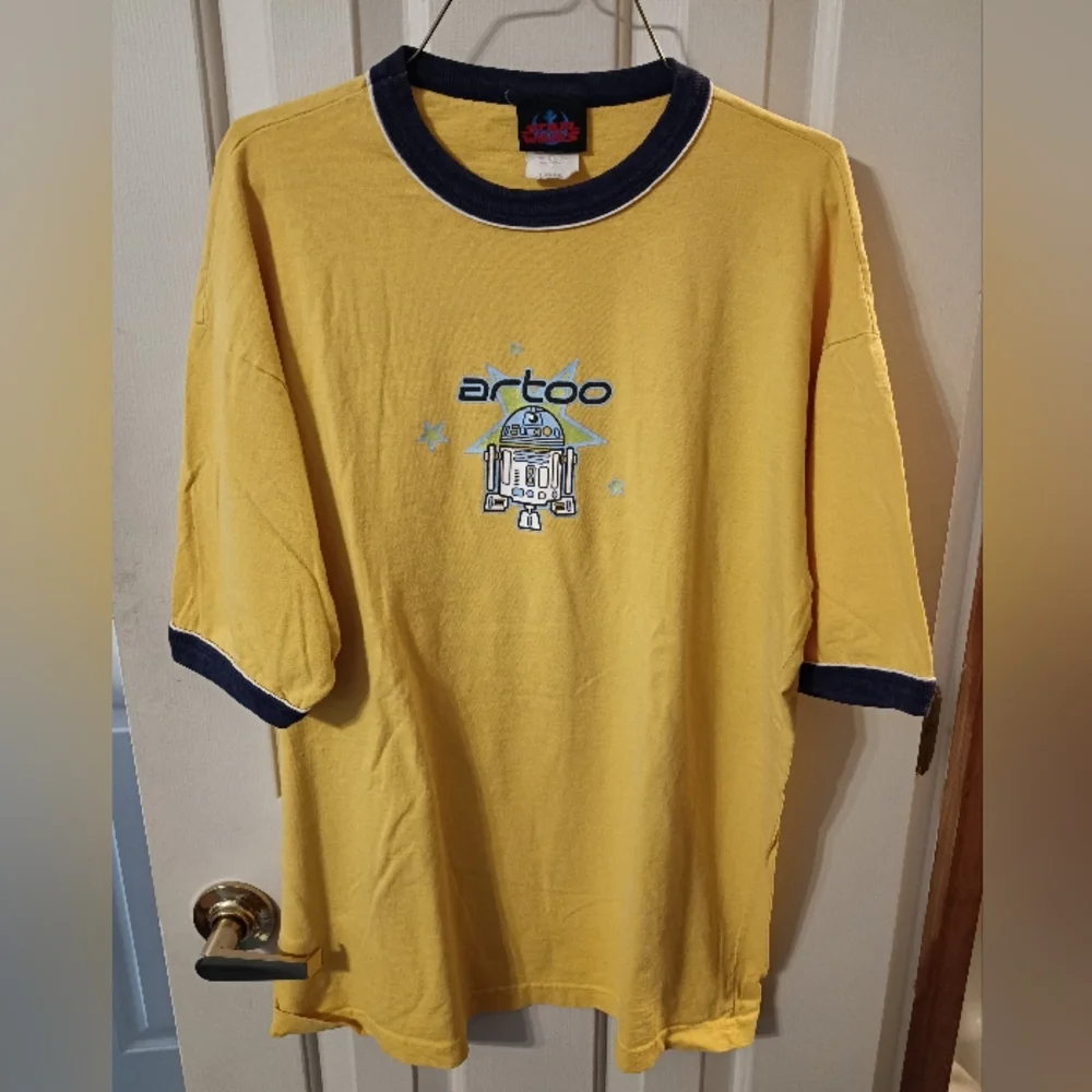 Vintage Star Wars Yellow and Blue Trim Tee - Picture 1 of 3